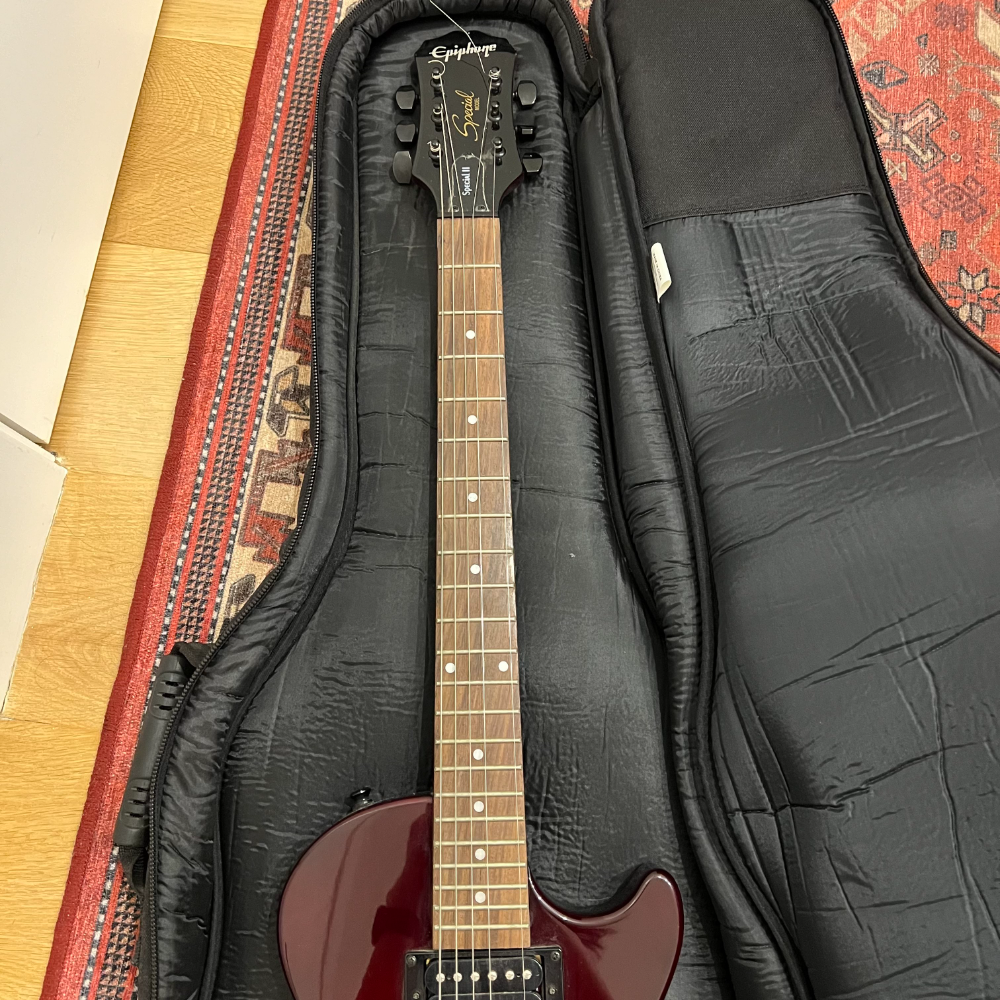 (Free Delivery) Dark Red Epiphone Special II Electric Guitar (Made in USA)